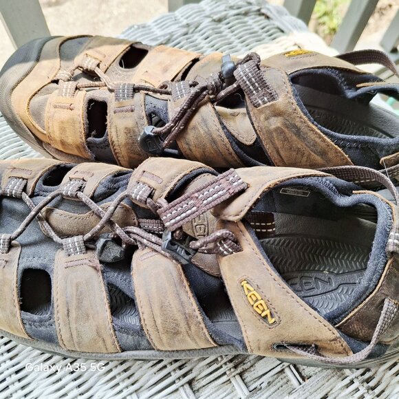 KEEN Mens Newport H2 Waterproof Hiking Sandals Size 12 Brown/Black Durable Outdo - Picture 5 of 7